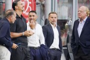 九游体育首页-意媒丨米兰球迷将在圣西罗举行抗议活动